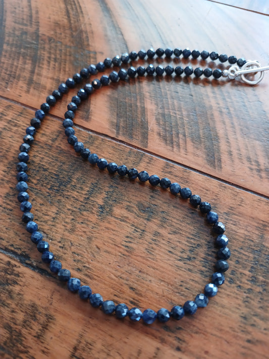 Sapphire necklace 4.5mm