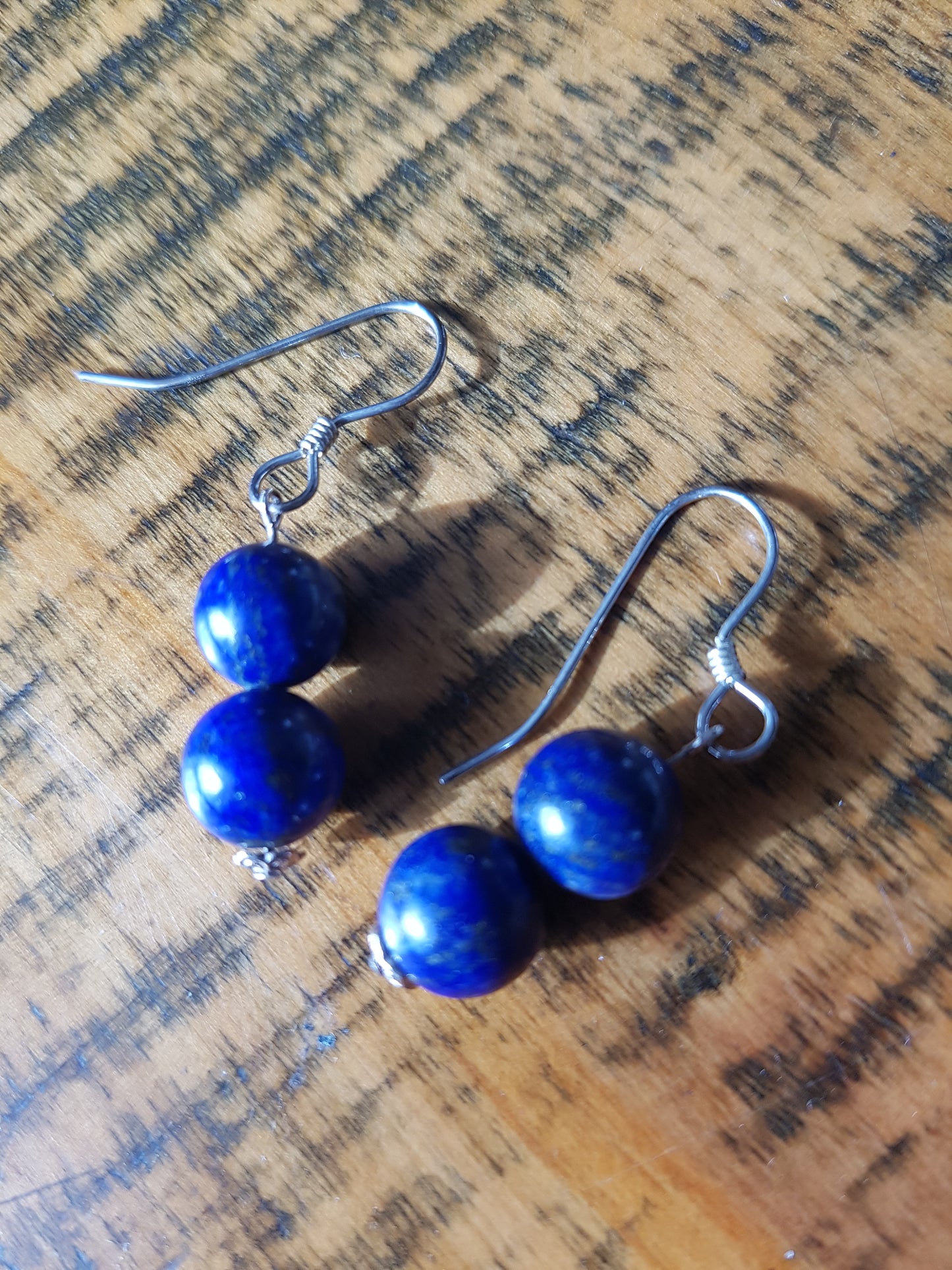 Lapis lazuli earring 8mm