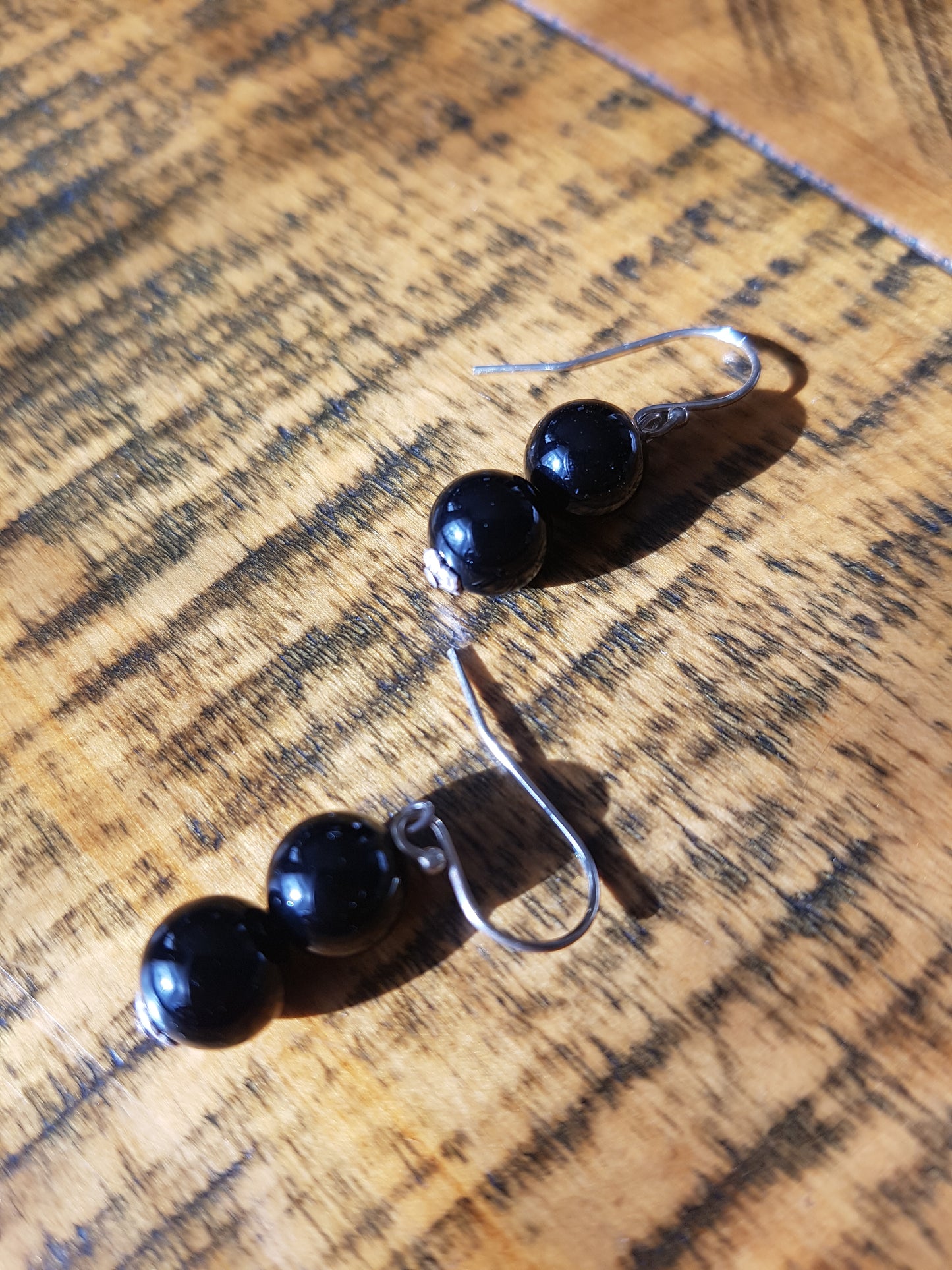 Black onyx earrings 8mm