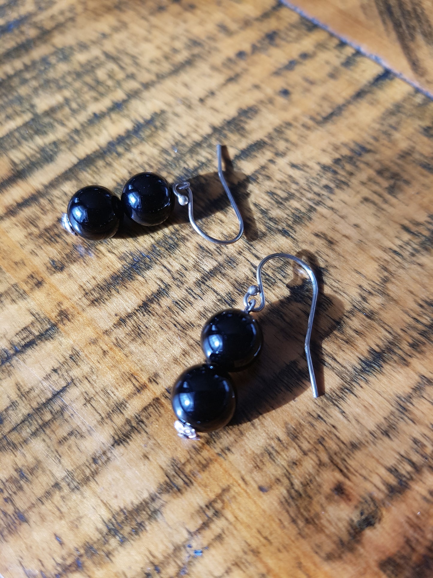 Black onyx earrings 8mm