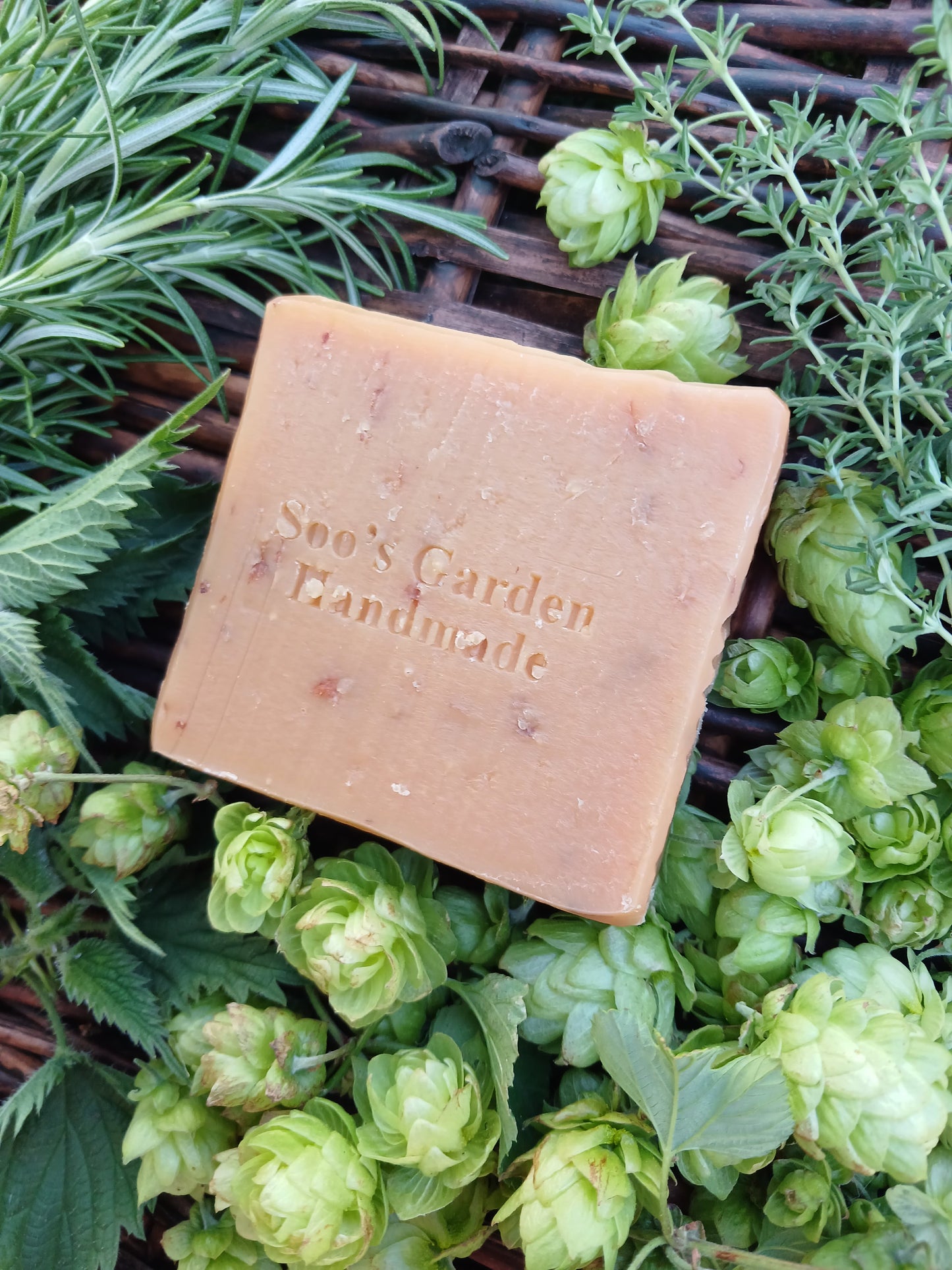 Hemp seed & Avocado hair shampoo bar