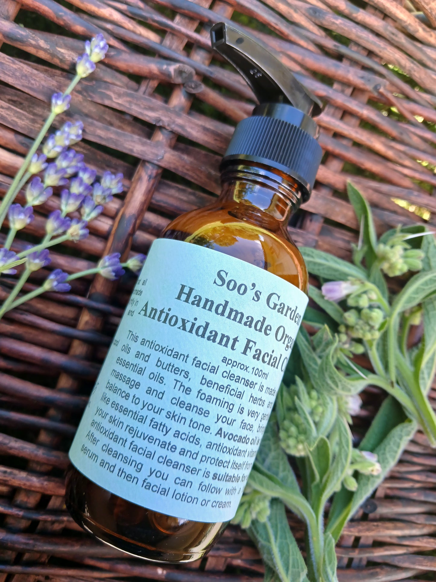 Antioxidant facial cleanser 100ml