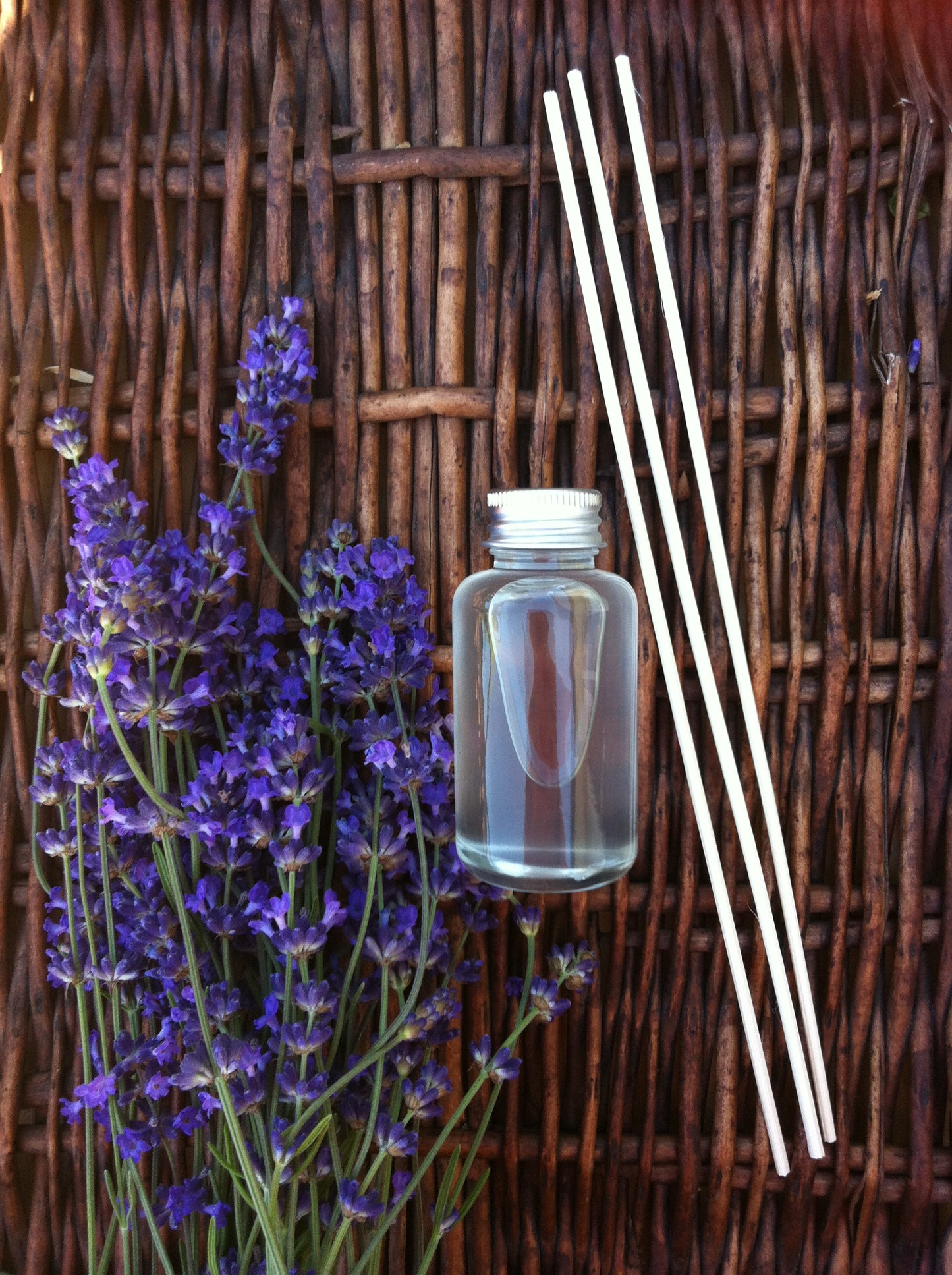 Essential oil diffuser